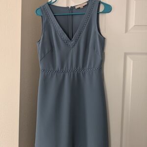 Elegant Blue Sleeveless Dress